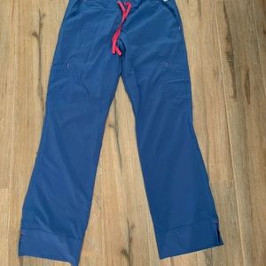 Small smitten scrub pants